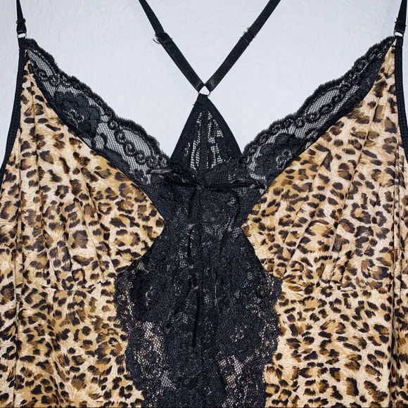 Leopard Chemise with Lace Trim - Picture 4 of 7